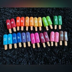 Colorful Alphabet Matching Popsicle Set
